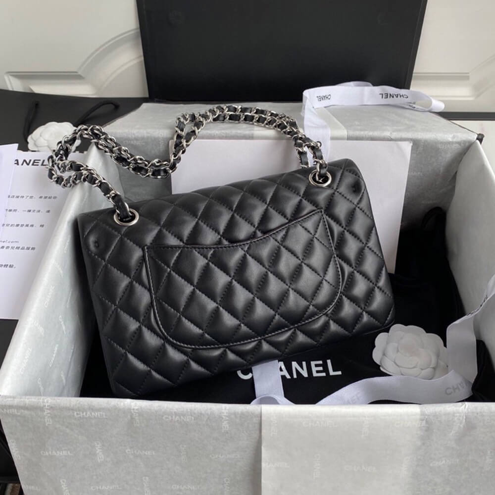 CHANEL CLASSIC HANDBAG 