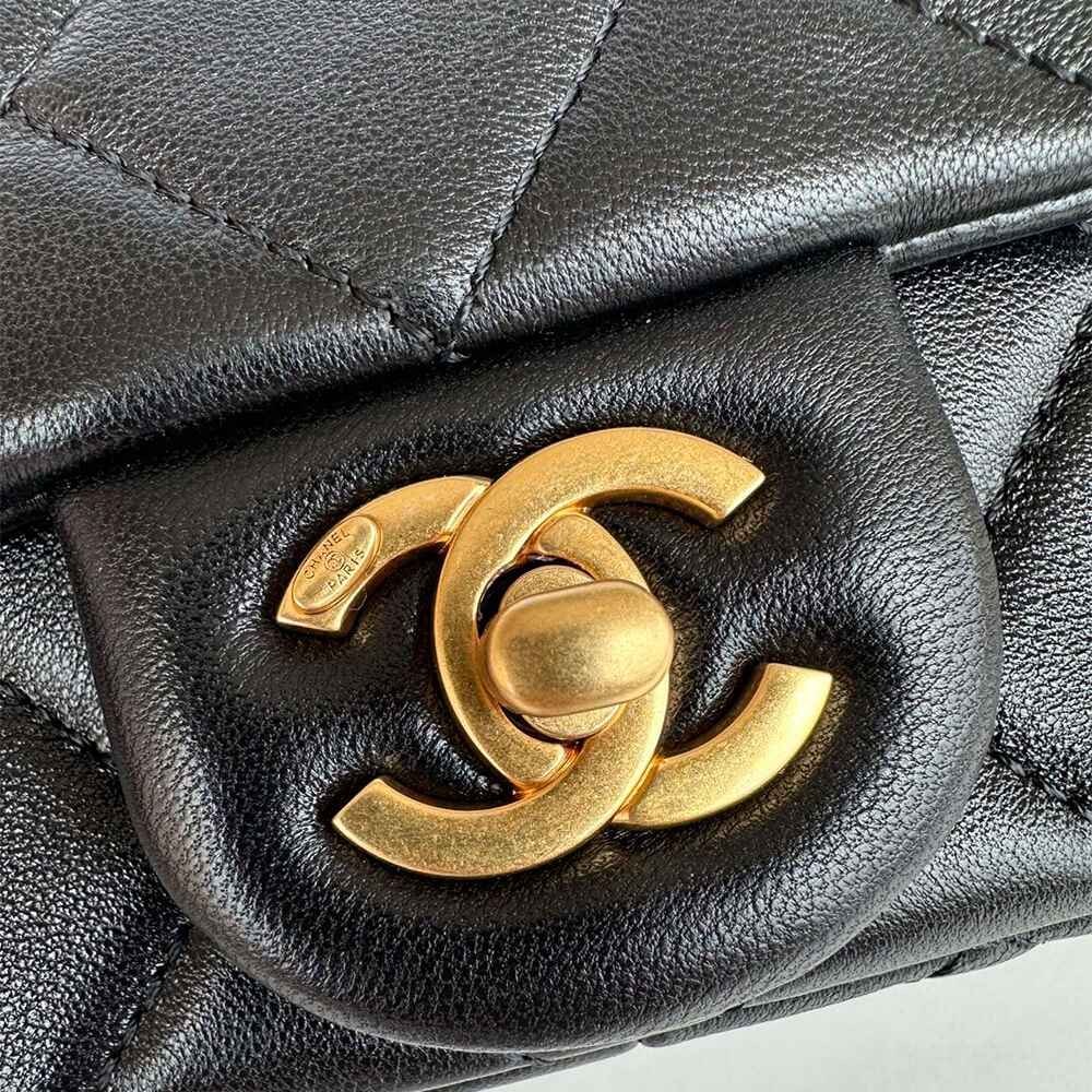 Chanel MINI FLAP BAG AS4868