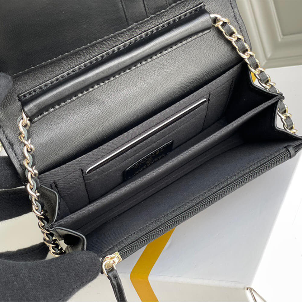 Chanel MINI WALLET ON CHAIN AP2160 B05471 94305