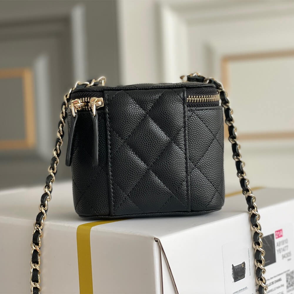 Chanel chain cosmetic bag 