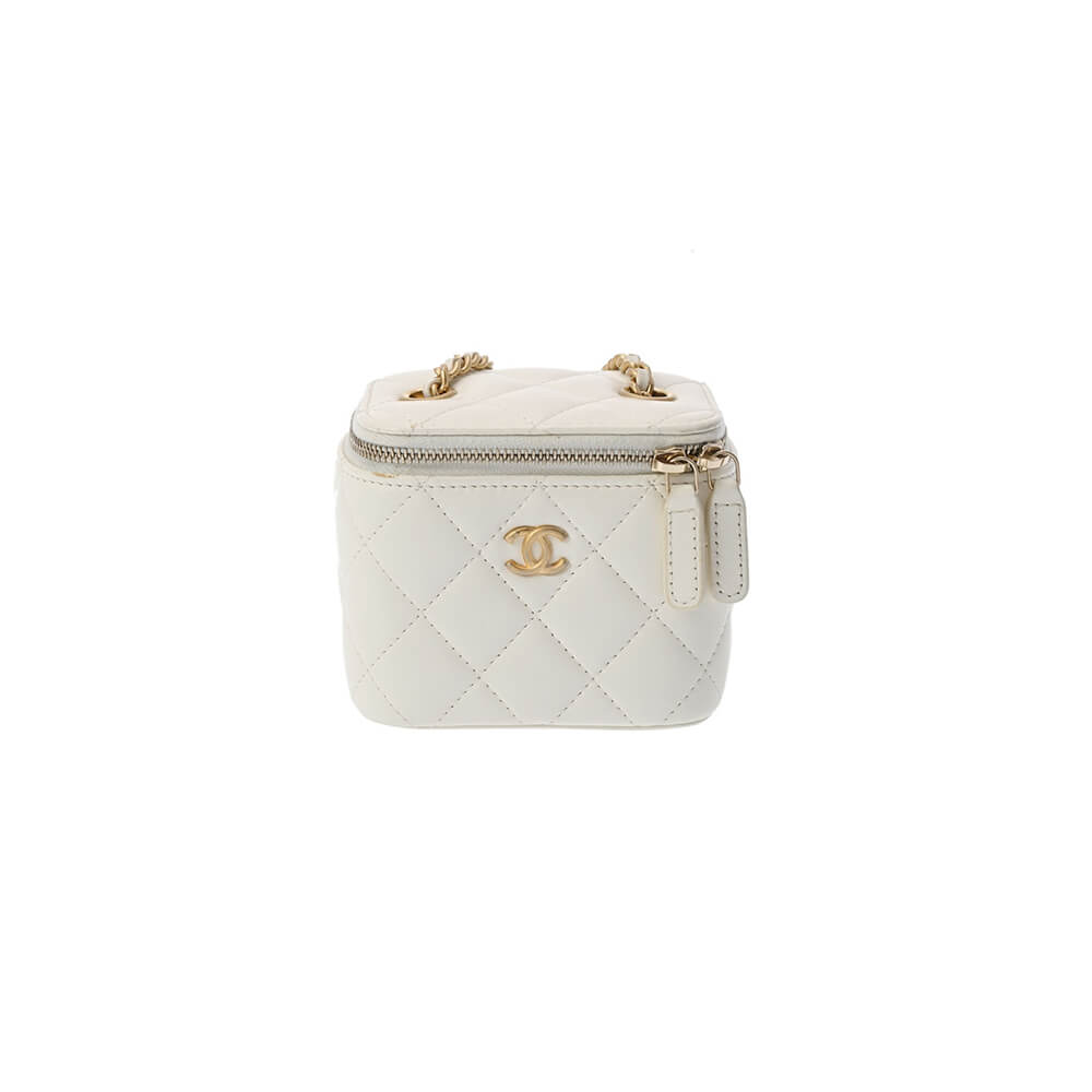 Chanel chain cosmetic bag 