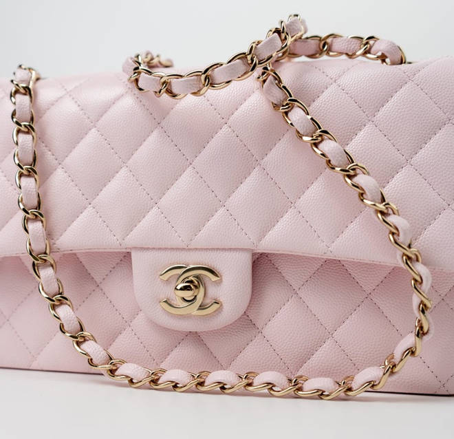 CHANEL Classic Flap Handbag 