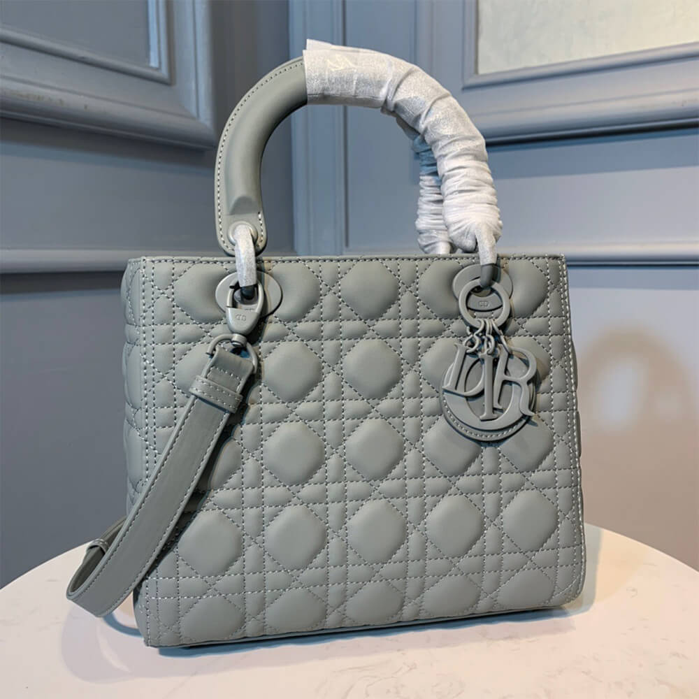 DIOR MEDIUM LADY DIOR BAG 