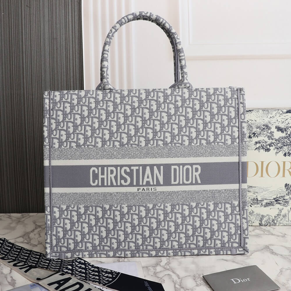 LARGE DIOR BOOK TOTE 