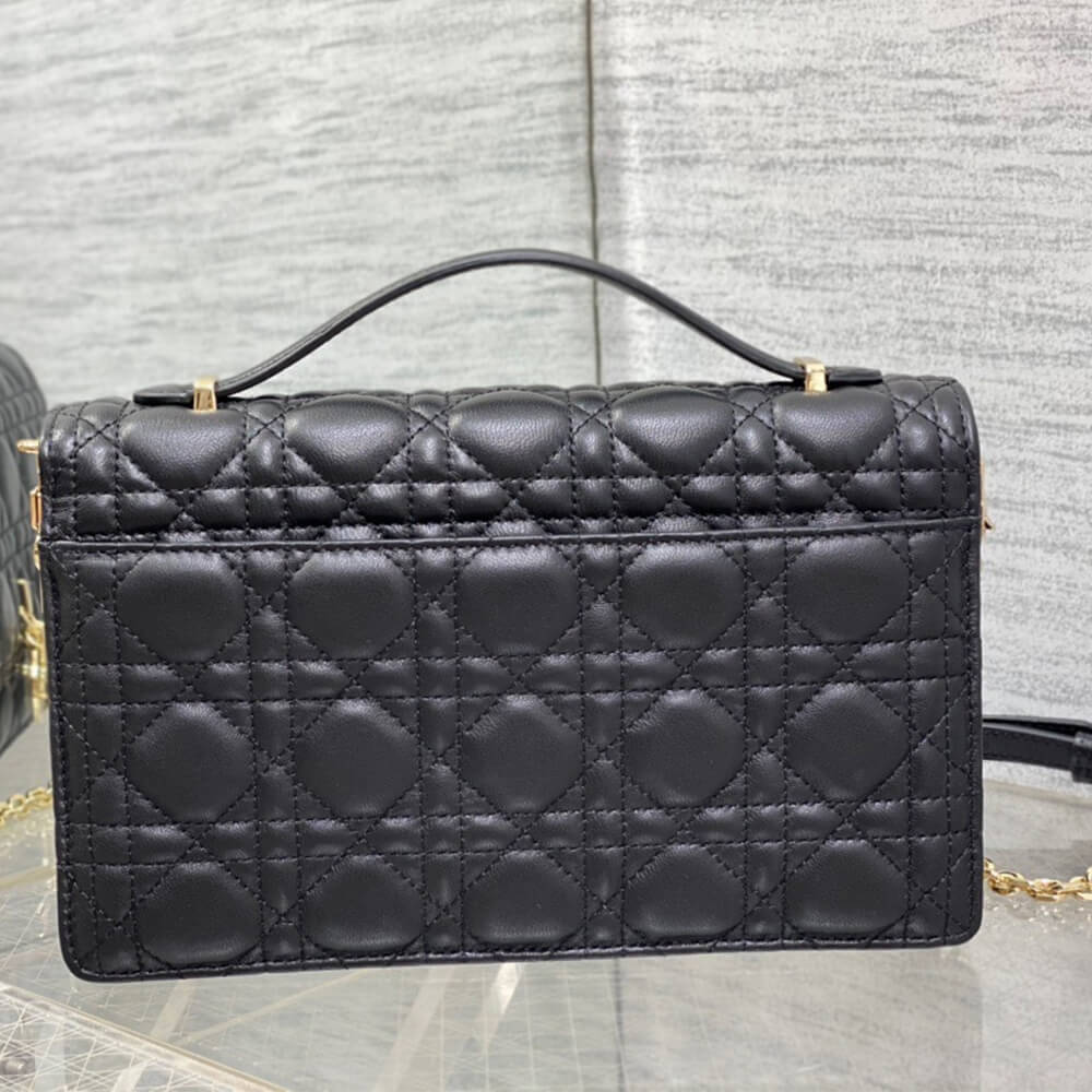 MISS DIOR TOP HANDLE BAG M0997ONGE_M900