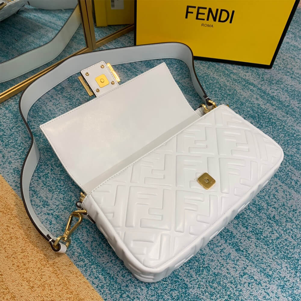 Fendi Baguette 8BR600A72VF15ZW