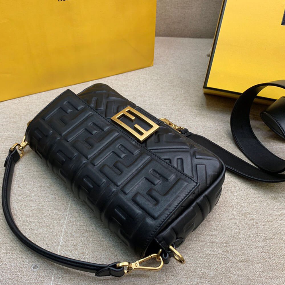 Fendi Baguette 8BR600A72VF15ZW