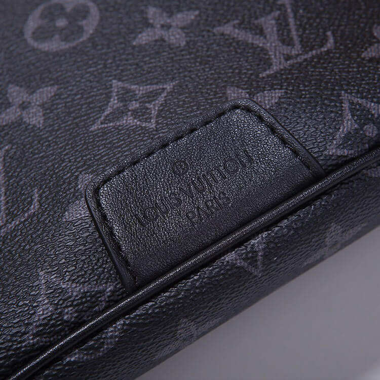 LV Discovery Bumbag M44336