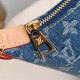 LV Hills Pochette M82949