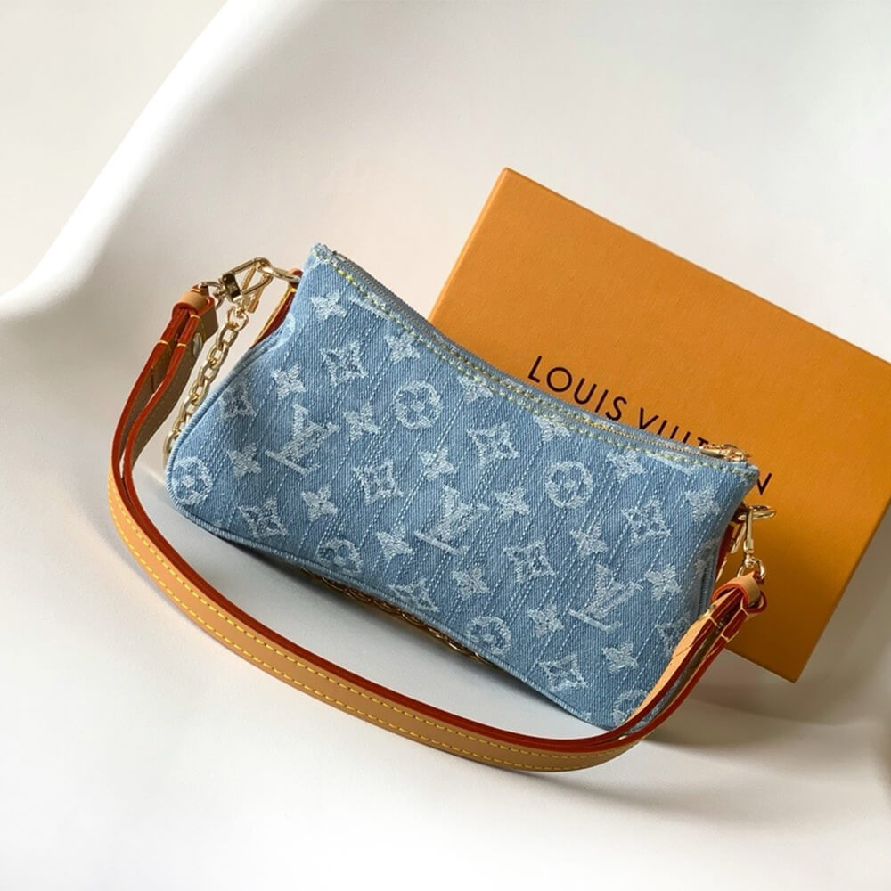 LV Liv Pochette M83532