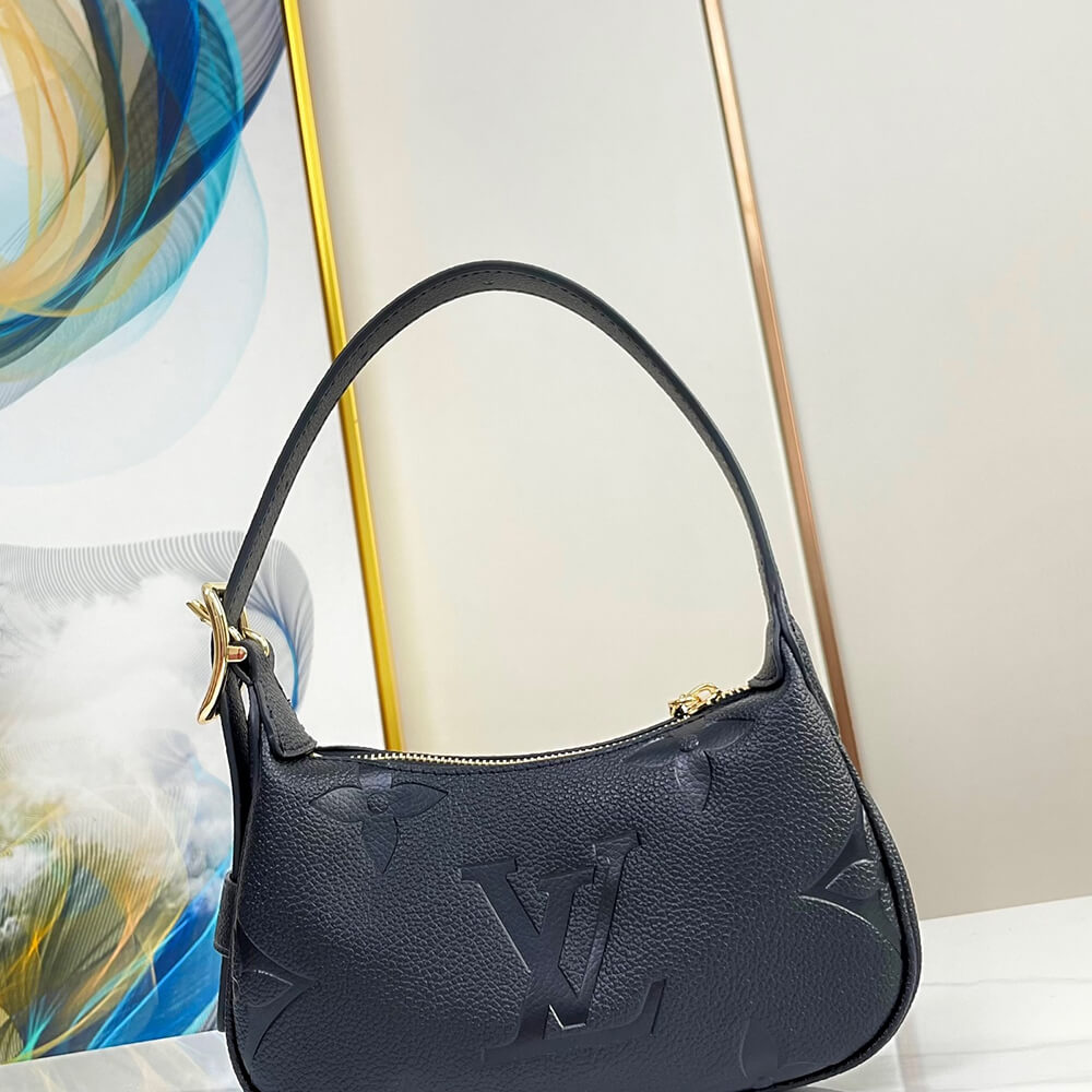 LV Mini Moon M82391