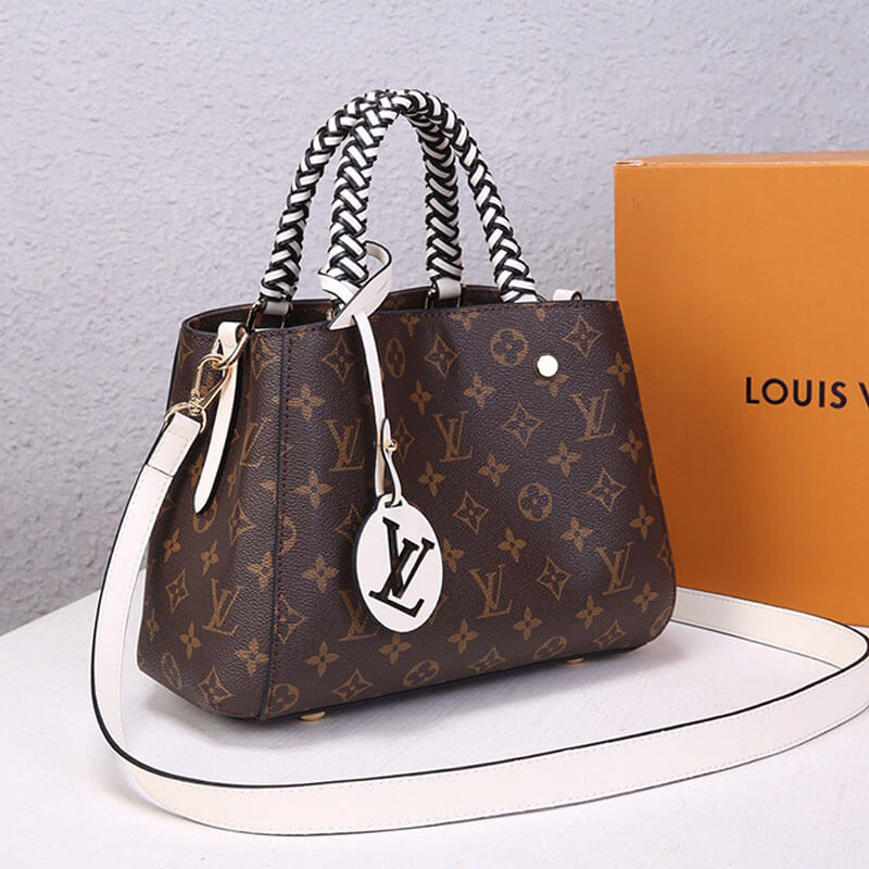 LV Montaigne BB Handbag M45311