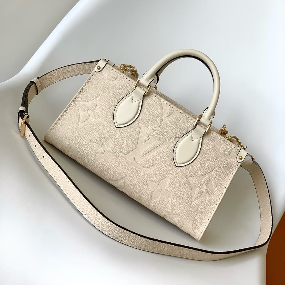 LV OnTheGo East West M23640