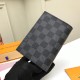 LV PASSPORT COVER 