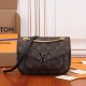 LV Passy Handbag M45592