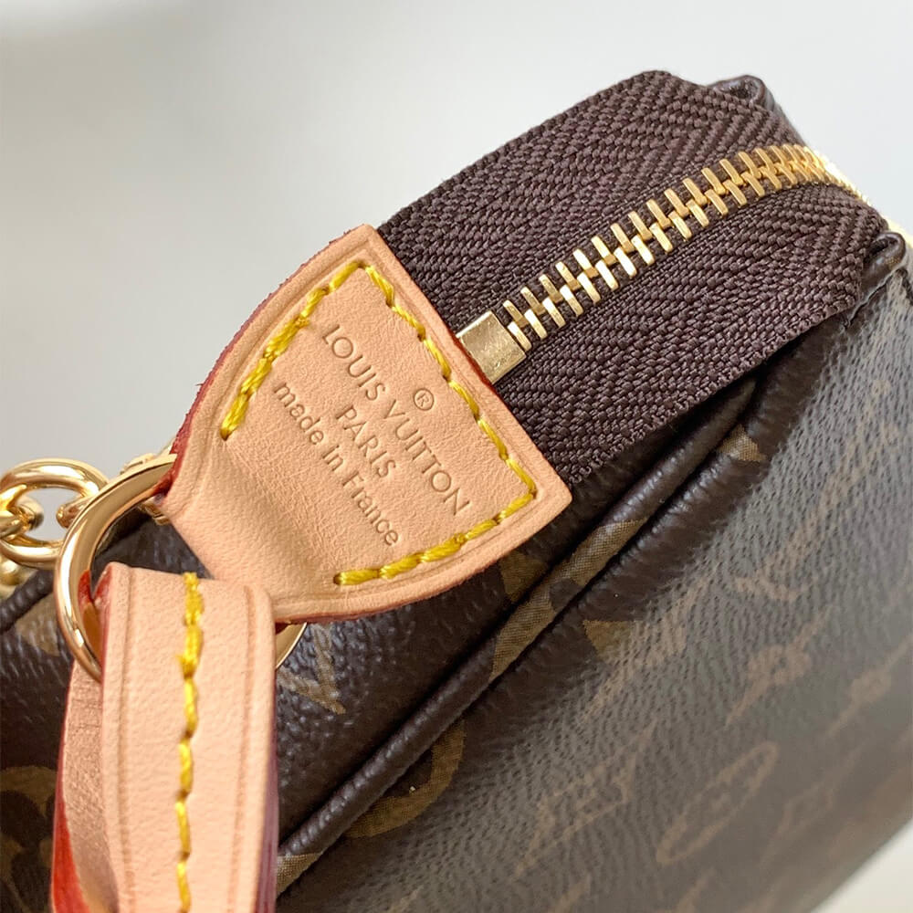 LV Pochette Accessoires M82766