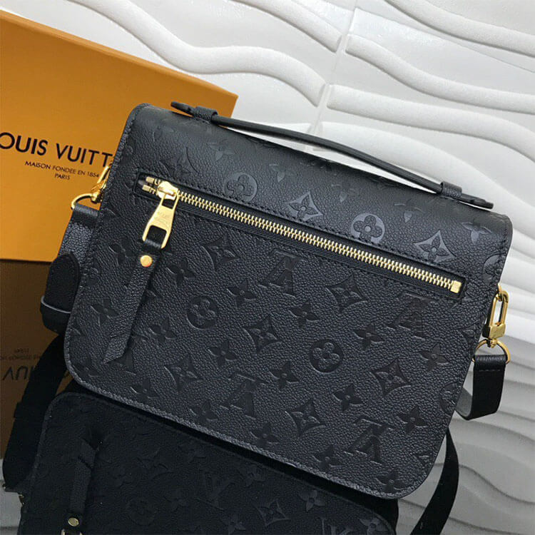 LV Pochette Metis Handbag M45152