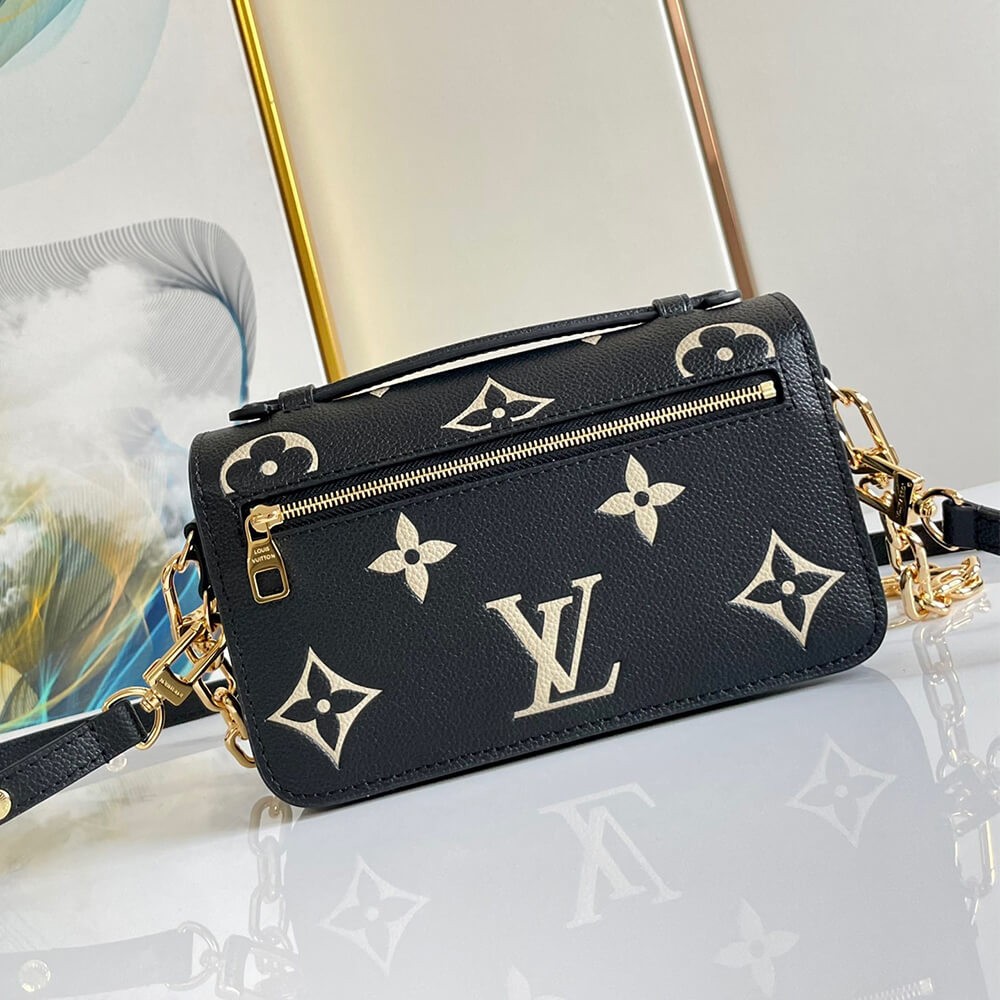 LV Pochette Métis East West M46596