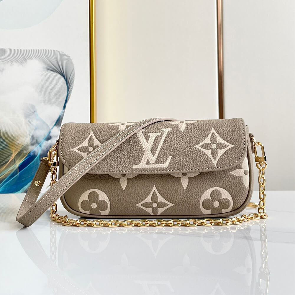 LV Wallet On Chain Ivy M82211