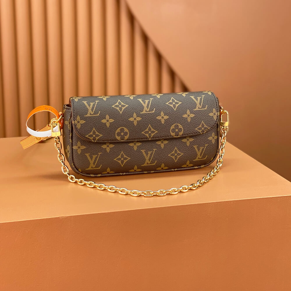 LV Wallet On Chain Ivy M81911