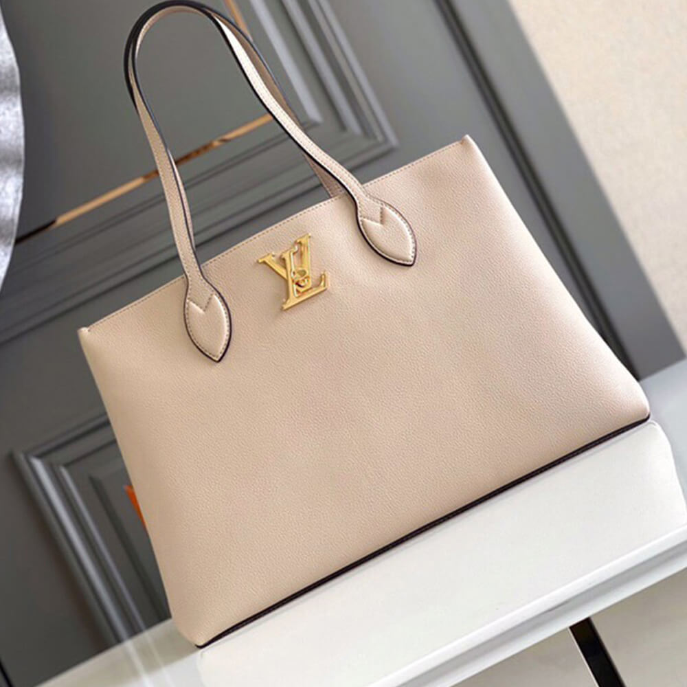 Louis Vuitton Lockme Shopper Bag 