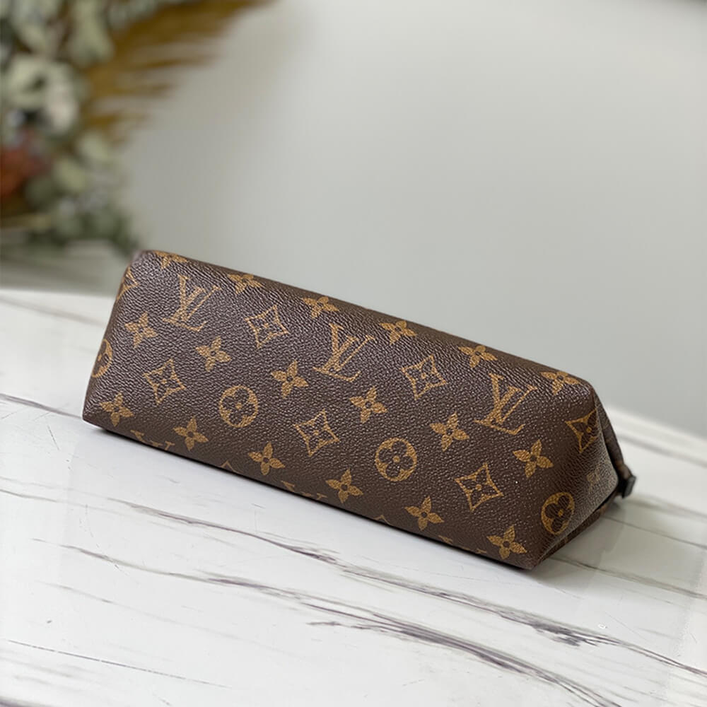 Louis Vuitton Pallas Beauty Case Pouch 