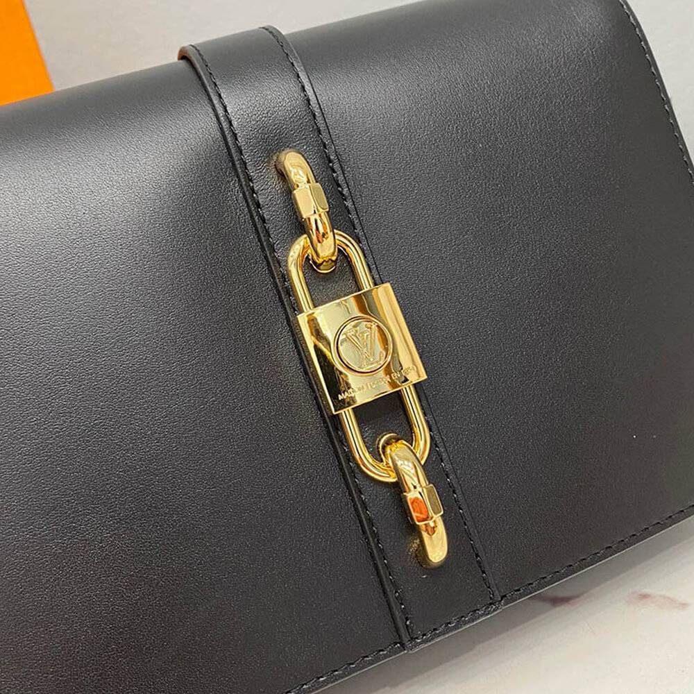 Louis Vuitton RENDEZ-VOUS BAG 