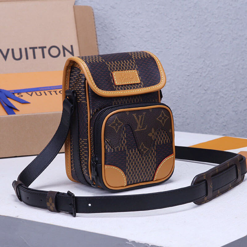 Nano Amazone Messenger Bag N40357